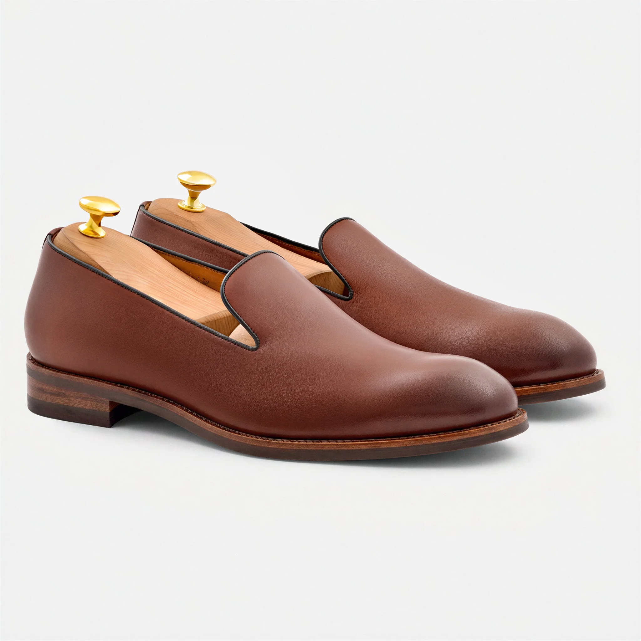 Langford Wholecut Loafers - Men's - Image 43