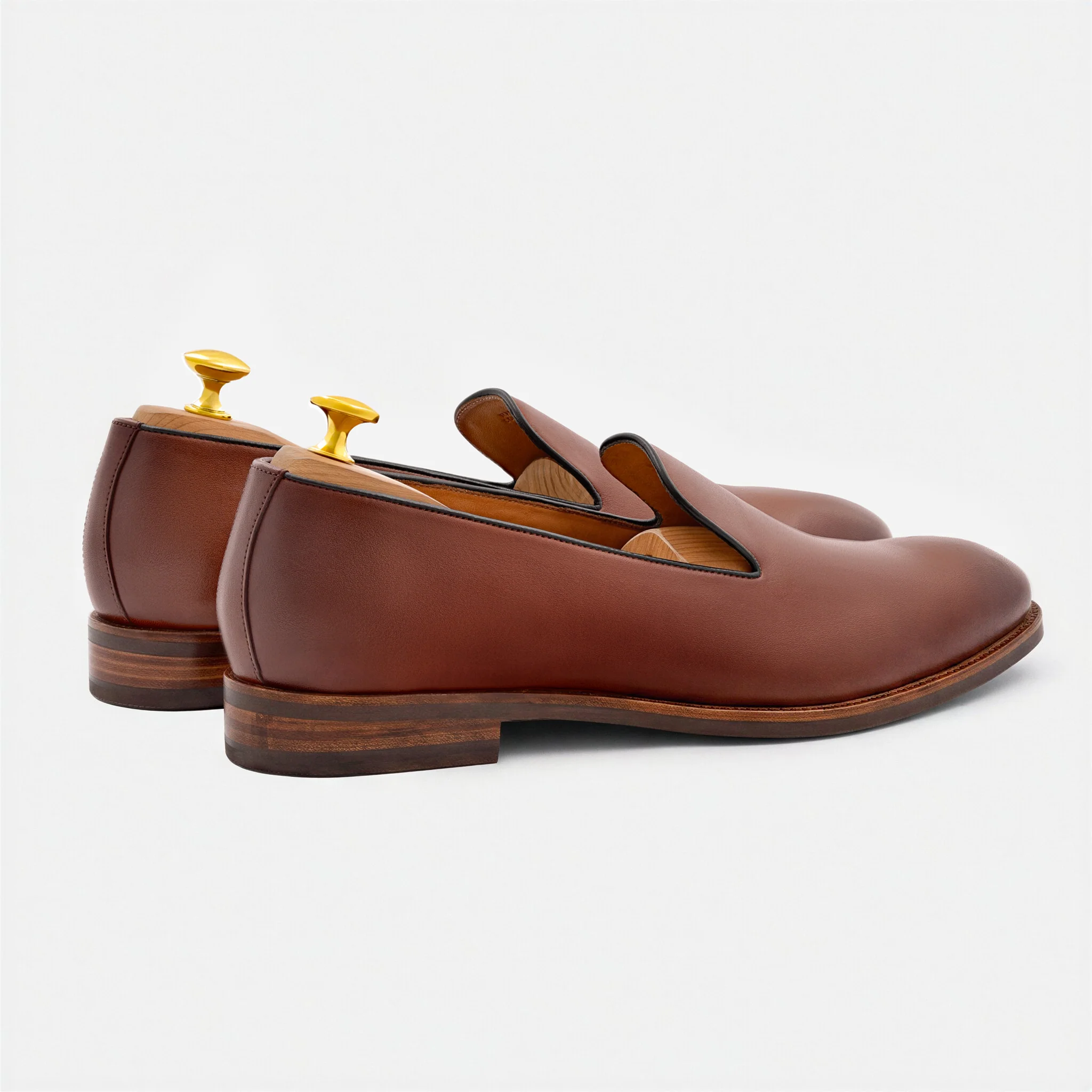 Langford Wholecut Loafers - Men's - Image 45