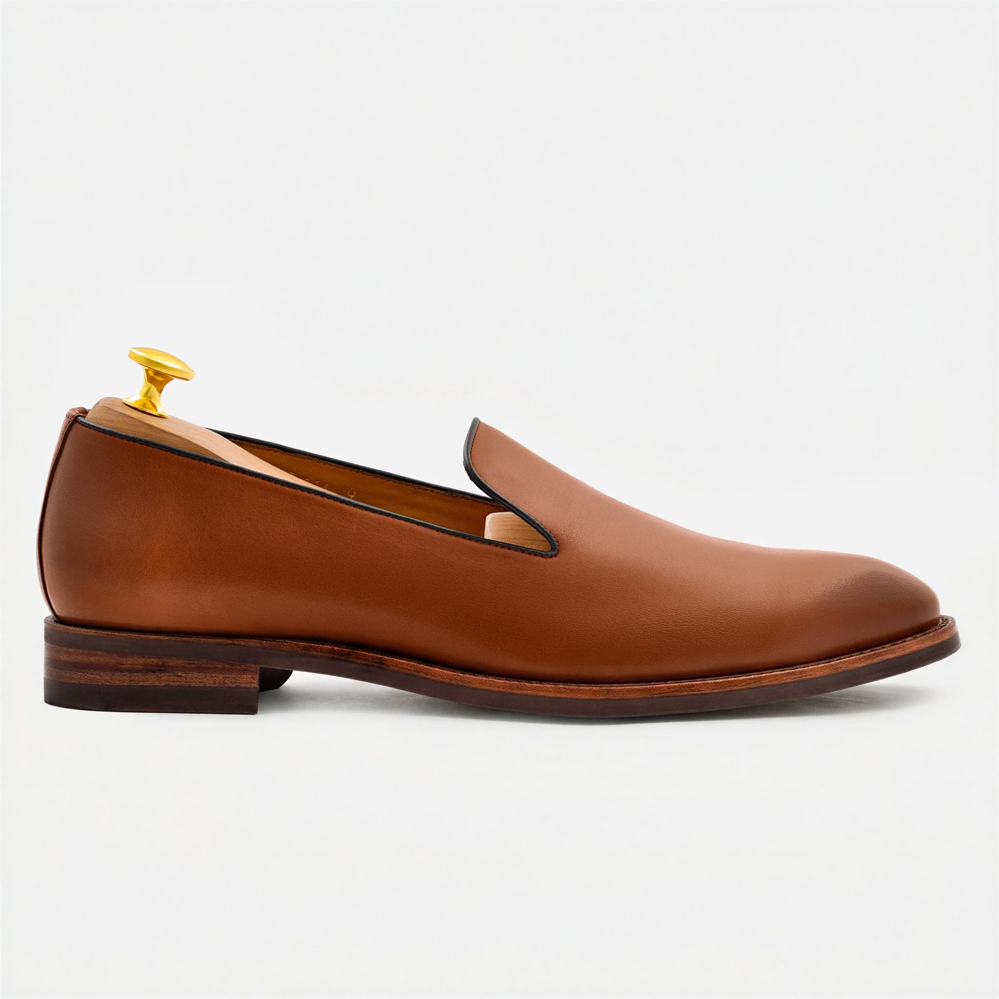 Langford Wholecut Loafers - Men's - Image 50